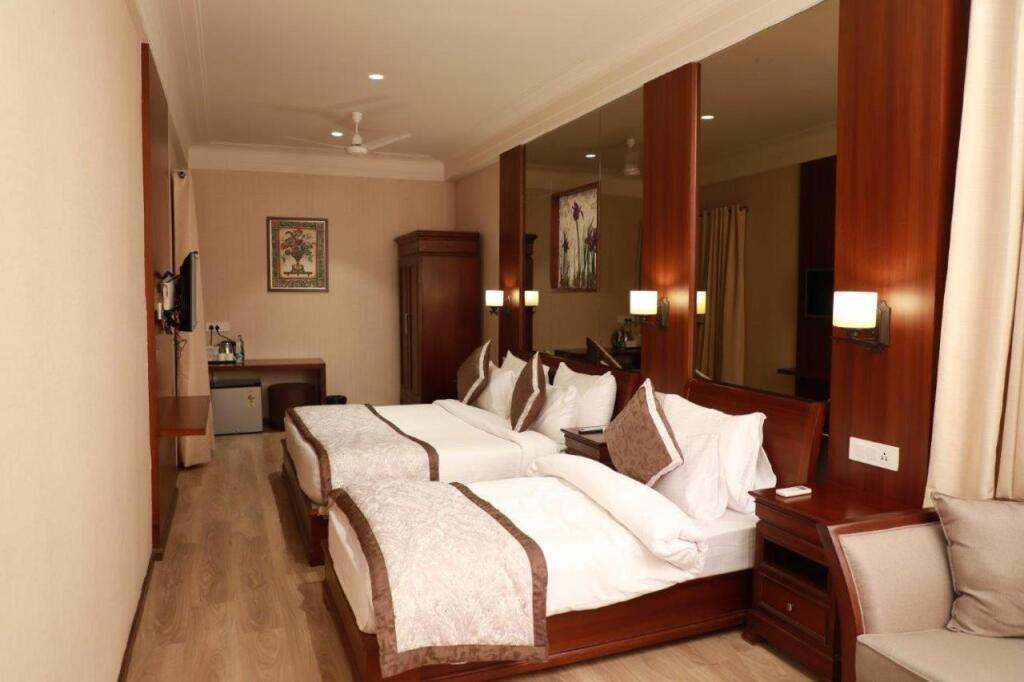 Амритсар: Hotel Golden Tower