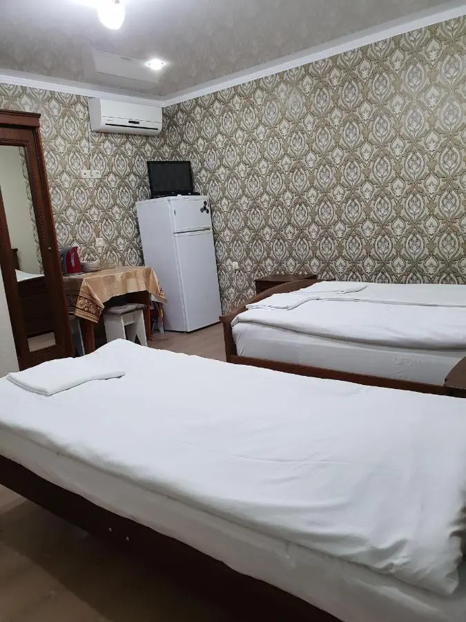 Красная Поляна: Guest House Victoria