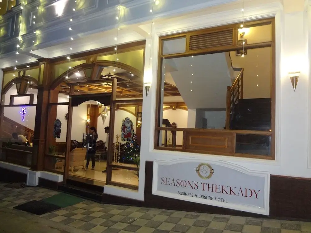 Кумили: Seasons Thekkady