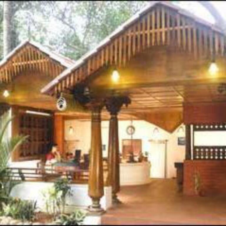 Кумараком: Puzhayoram Heritage Resort
