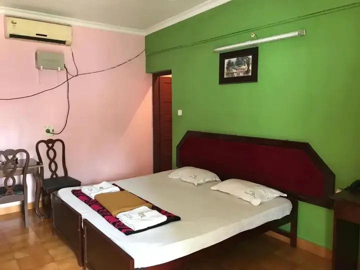 Аллеппи: Indraprastham Houseboats
