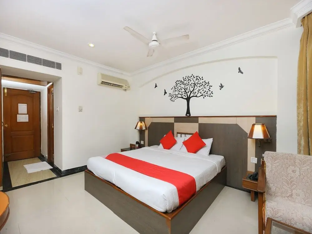 Тирупати: OYO 1081 Hotel Sindhu International