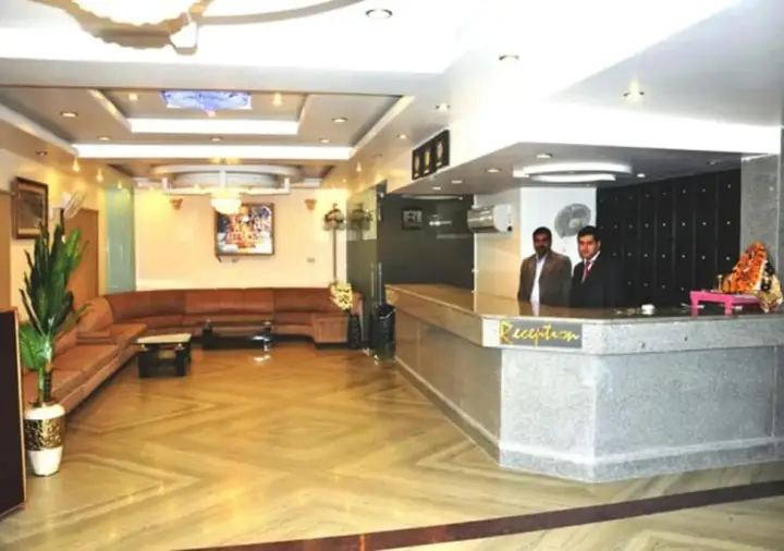 Катра: Hotel Mount View