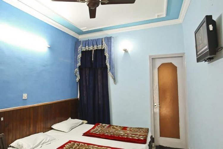 Hotel Bandhu Palace — фото 1