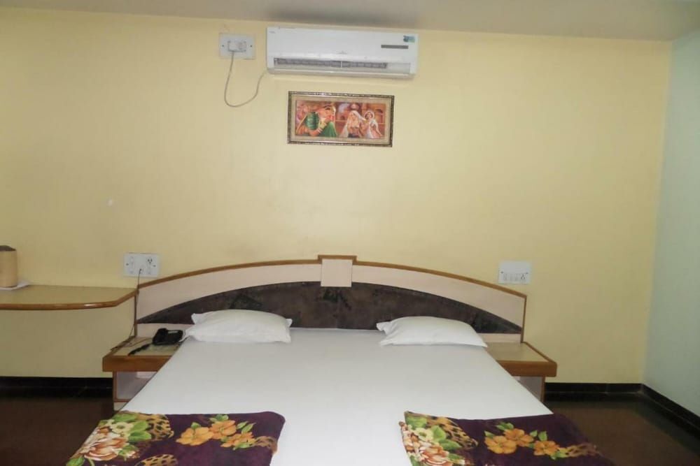 Солапур: Hotel Ambassador Executive