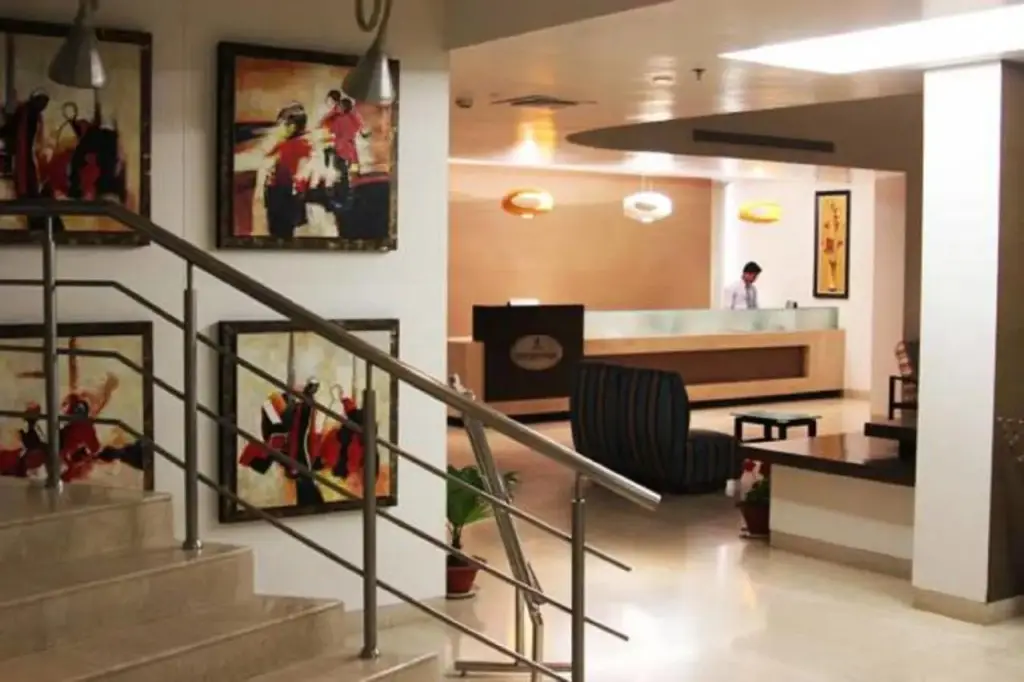 Дибругарх: Hotel Natraj