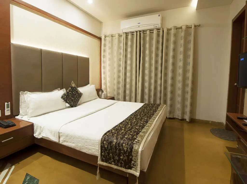 Uddhav Vilas Hotel — фото 1
