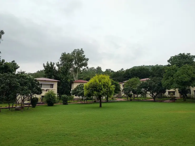 Наинитал: Отель Pagoda's Manu Maharani Resort