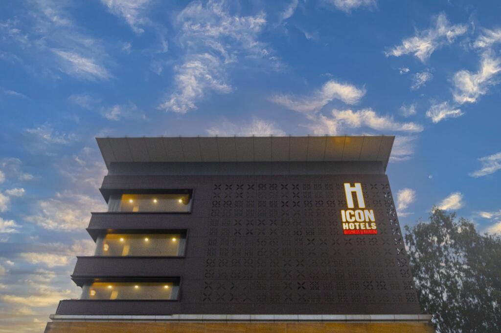 Icon Business by Bhagini — фото 1