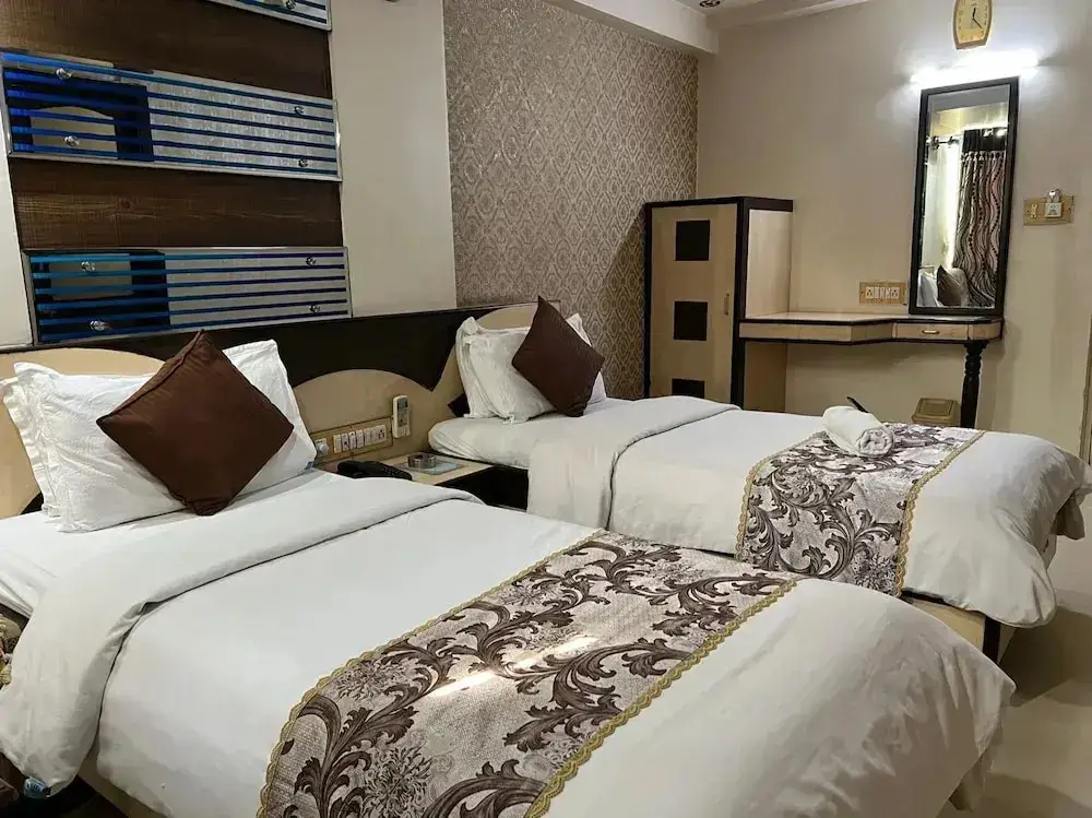 Сурат: Hotel Comfort