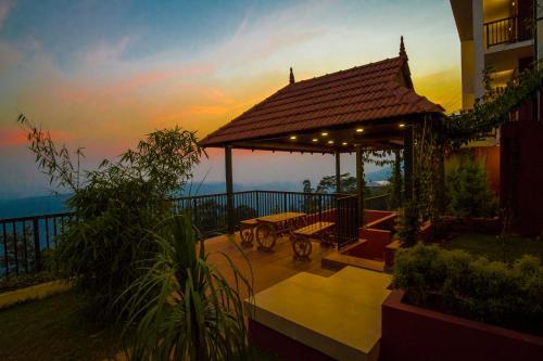 Муннар: Golden Ridge Mountain Resort