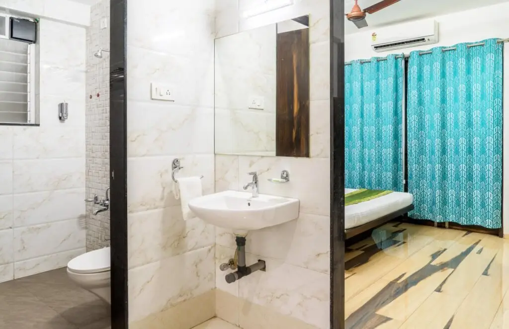 OYO 9738 Hotel House Khas Suites — фото 1