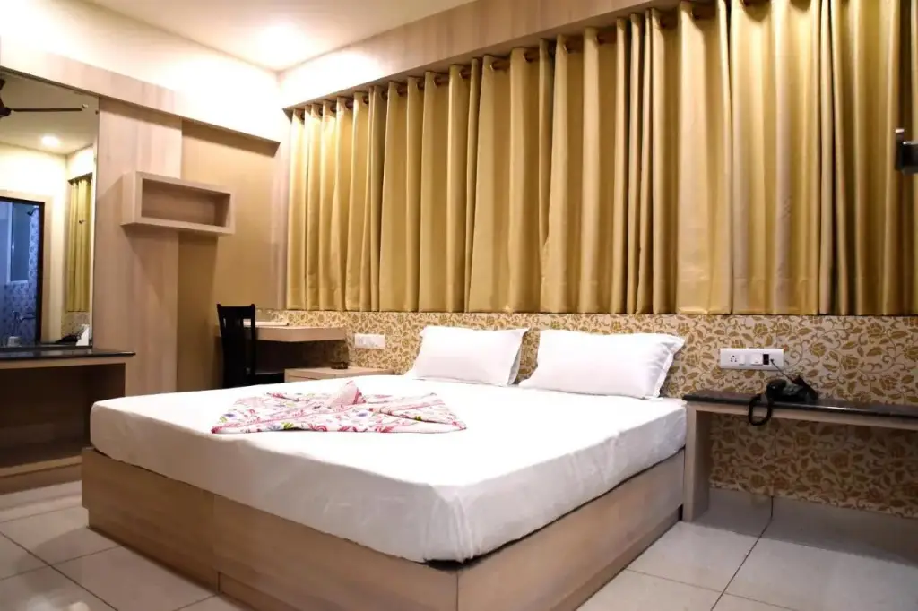 Наинитал: Hotel Silver Palace