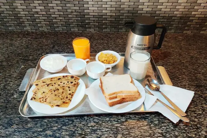 Наинитал: Ashok Hotel