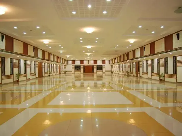 Соманур: Poppys Vista Hotel