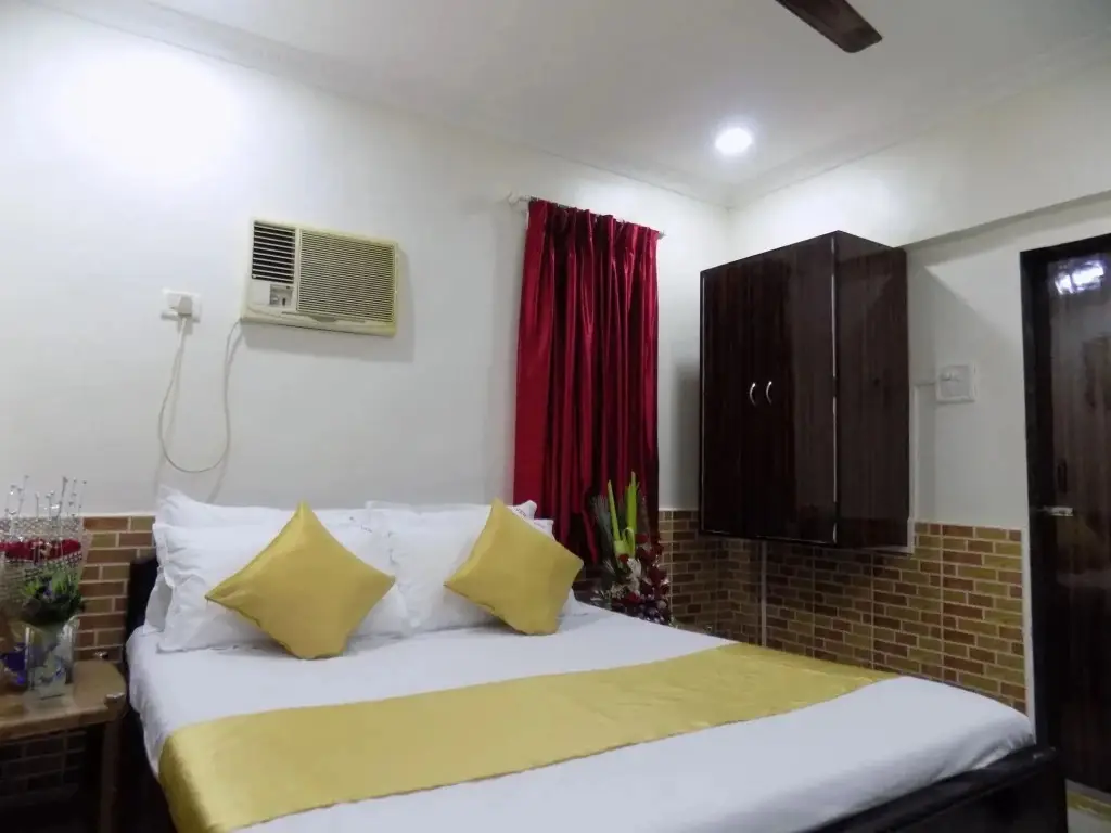 Мумбаи: Sharmin Residency