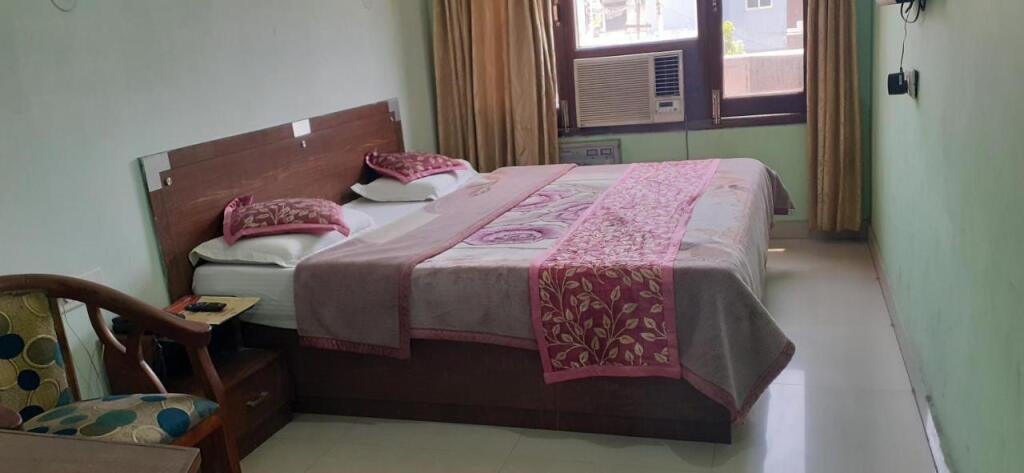 Амритсар: Hotel Holiday Comfort - 800 mts from Jallianwala Bagh, Amritsar