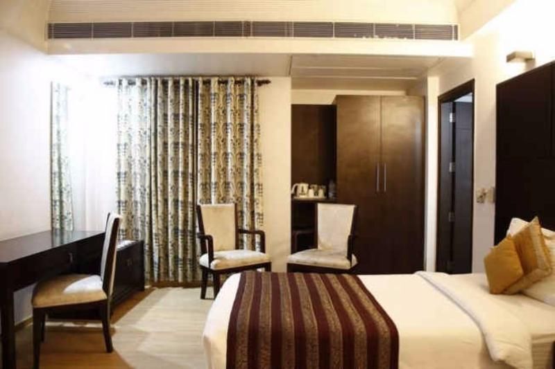 Fabhotel Fables Safdarjung Enclave — фото 1