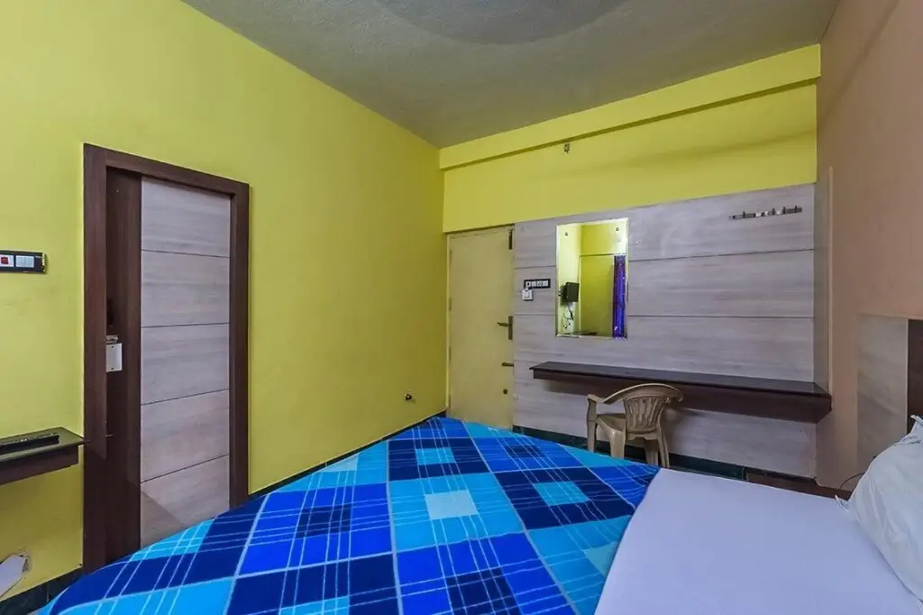Пунди: Hotel Gold Inn