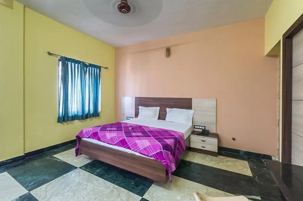 Пунди: Hotel Gold Inn