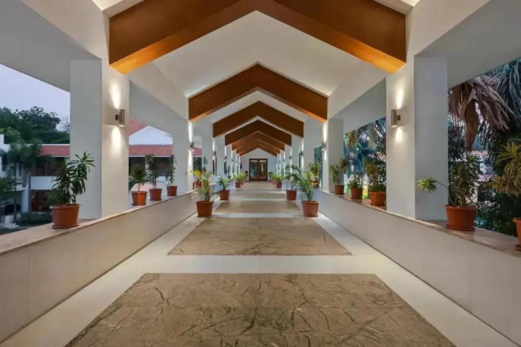Бавла: Club Mahindra Kensville Golf Resort