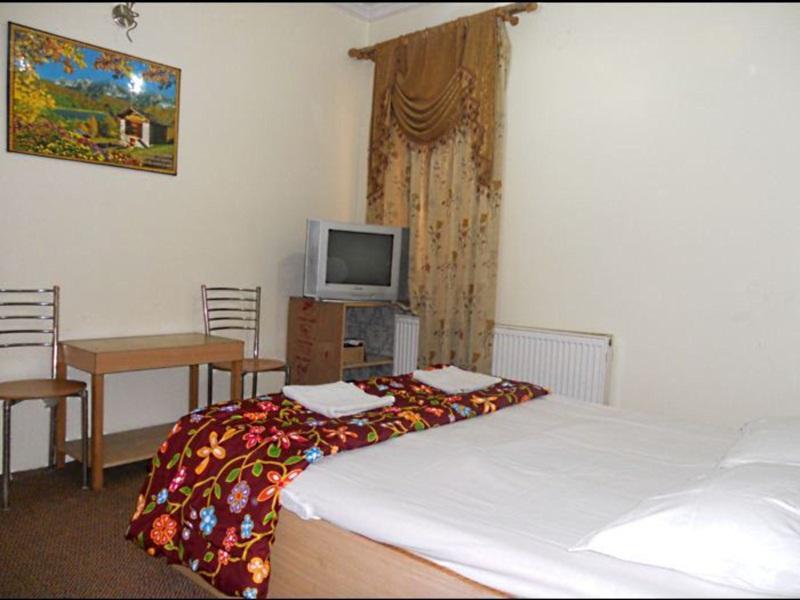 Шринагар: Hotel Krimzon Manor