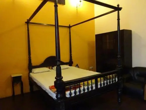 Колката: Massimo Guest House