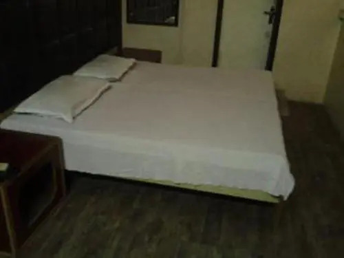 Патьяла: Amar Hotel