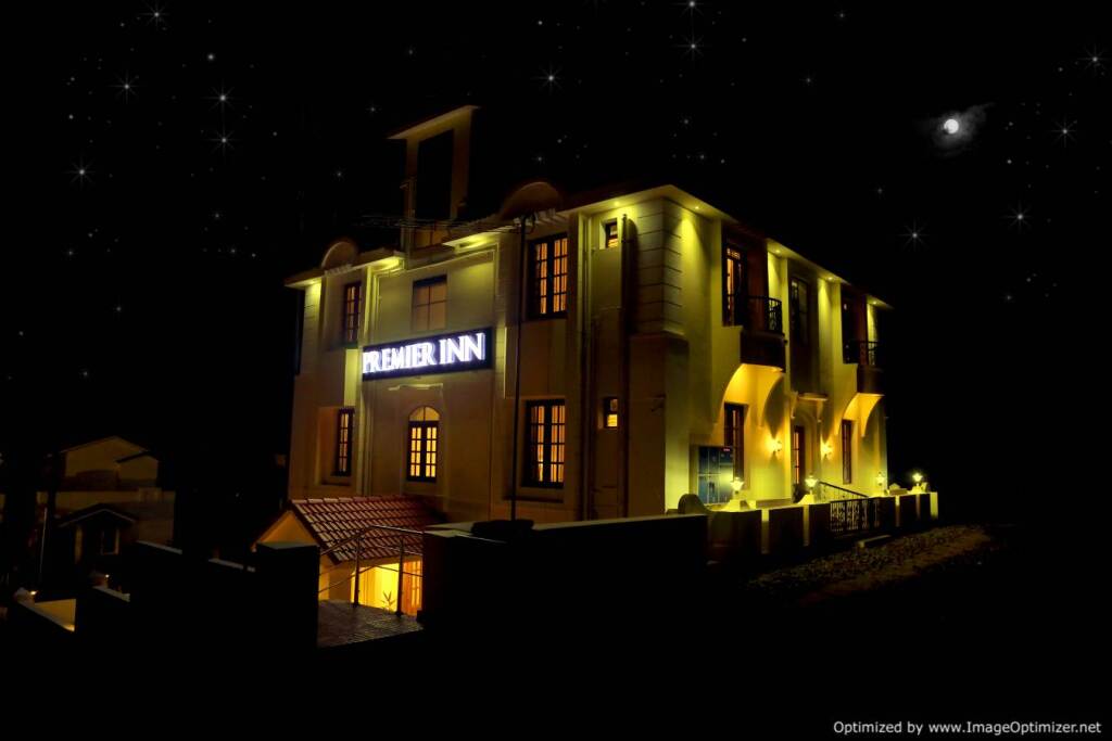 Салем: Premier Inn