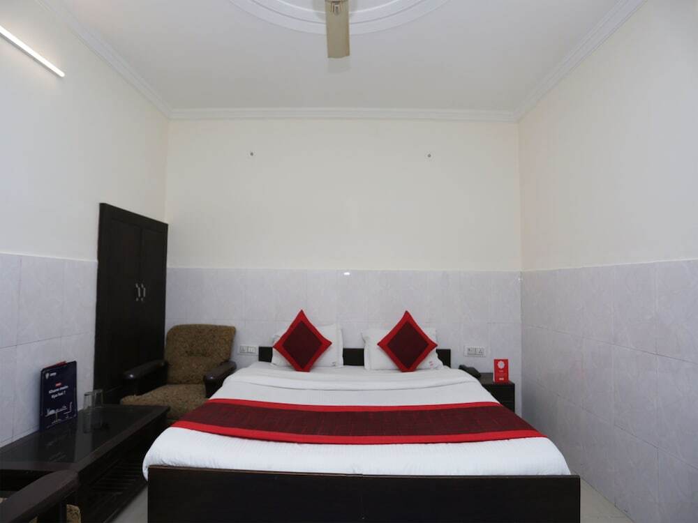 Нью-Дели: Hotel Citylite