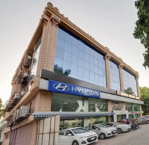 Rudra Royale Hotel — фото 1