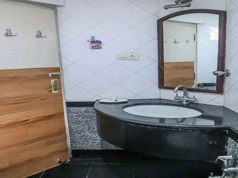 Хидерабад: FabHotel V Hotel Banjara Hills