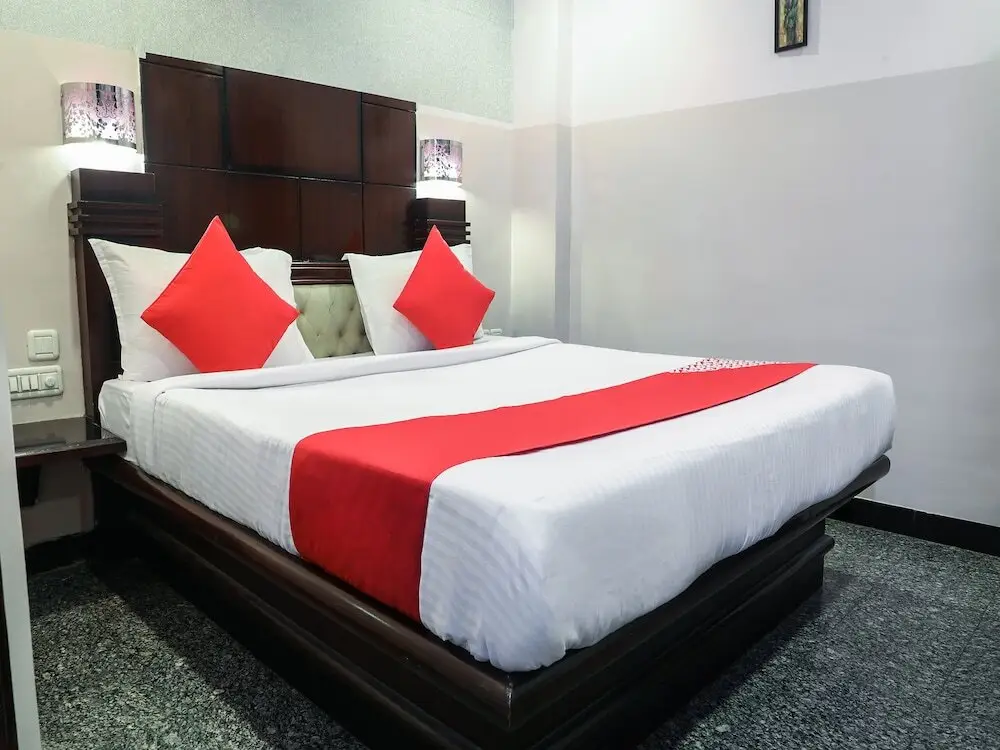 Хидерабад: FabHotel V Hotel Banjara Hills