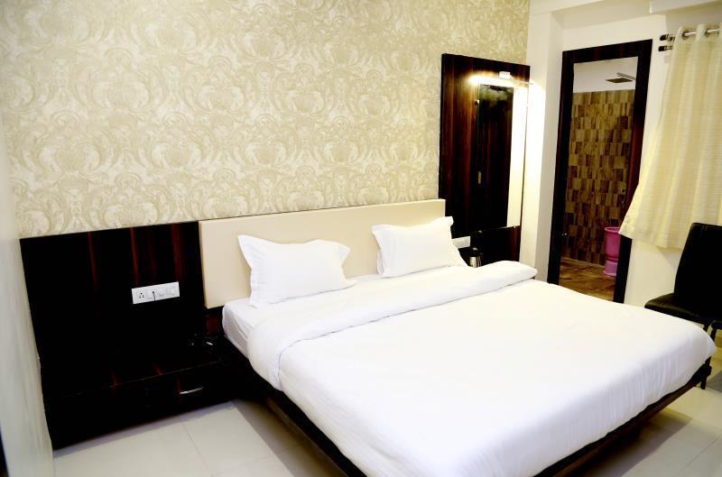 Удджайн: Hotel Kamad Giri