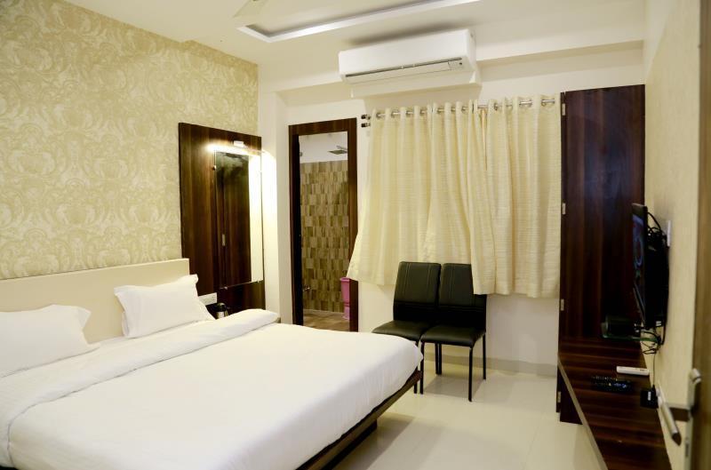 Удджайн: Hotel Kamad Giri