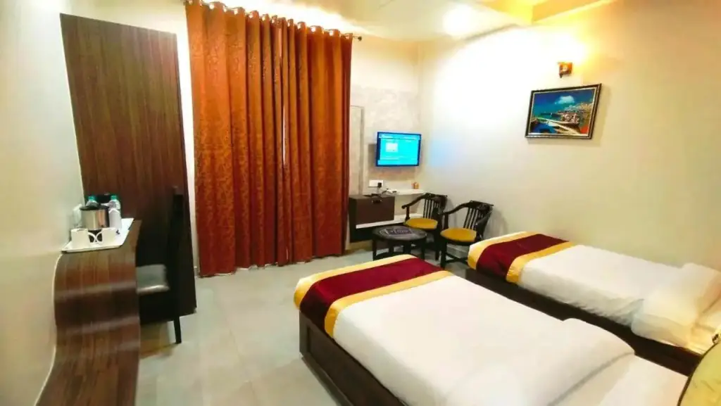 Варанаси: Hotel Ozas Grand