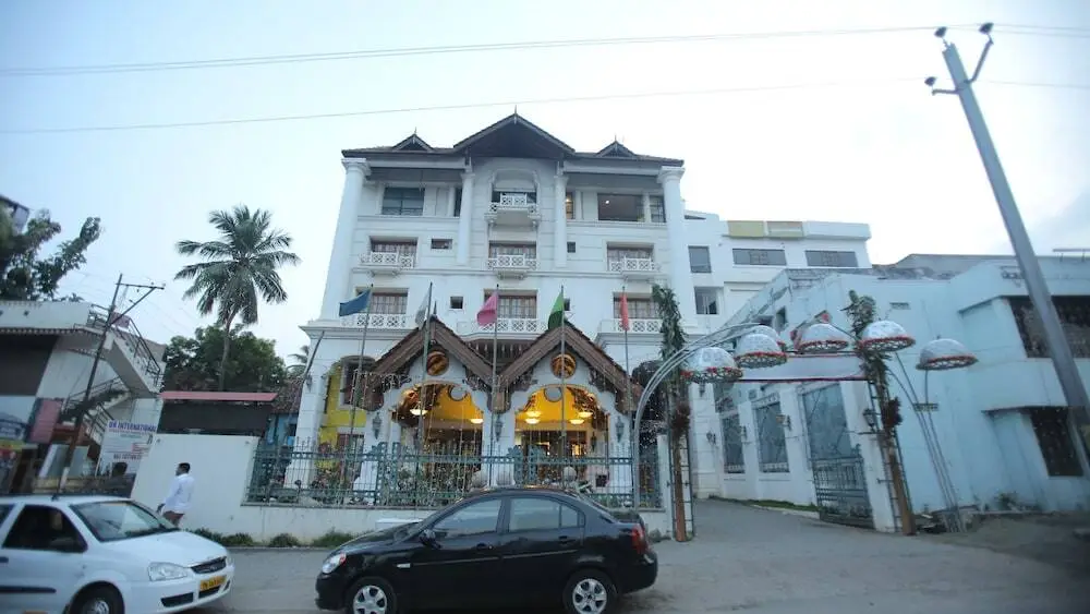 Eraniel: Hotel Vijayetha