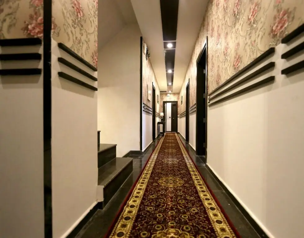 Нью-Дели: Hotel Aiwan-e-Shahi
