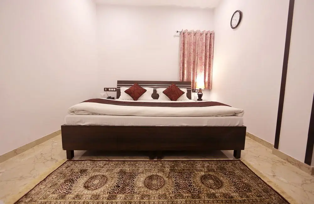 Нью-Дели: Hotel Aiwan-e-Shahi