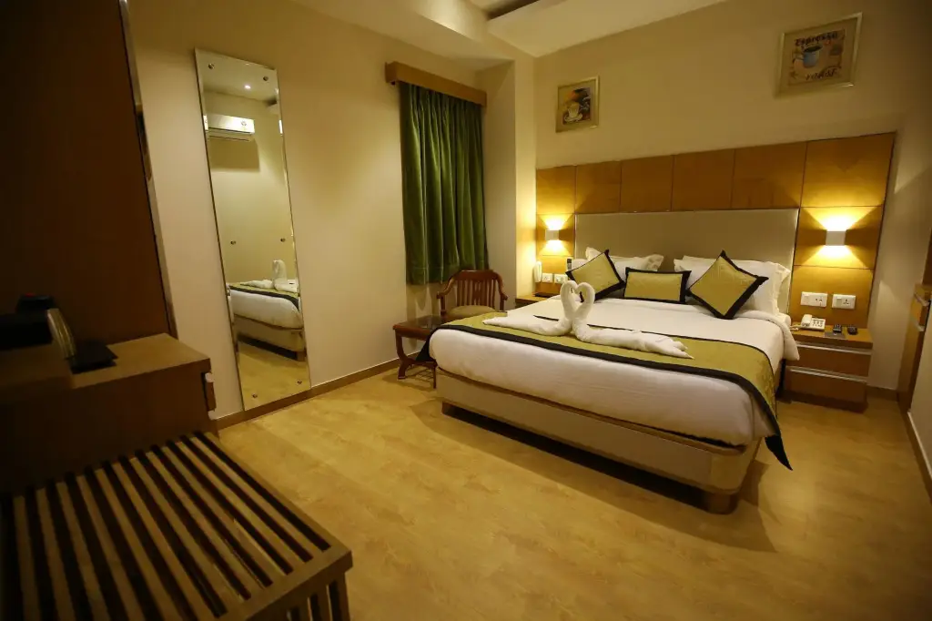 Нью-Дели: The IC's Hotel