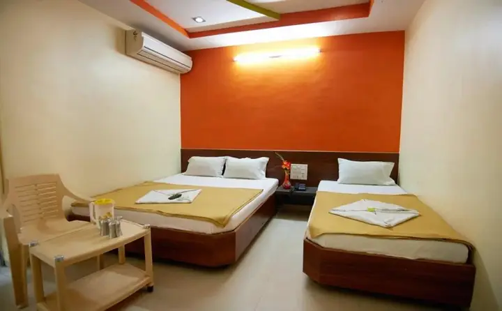 Ширди: Hotel Sai Parth