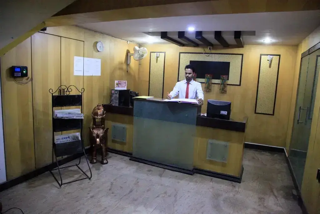Райпур: Hotel Barlota Regency