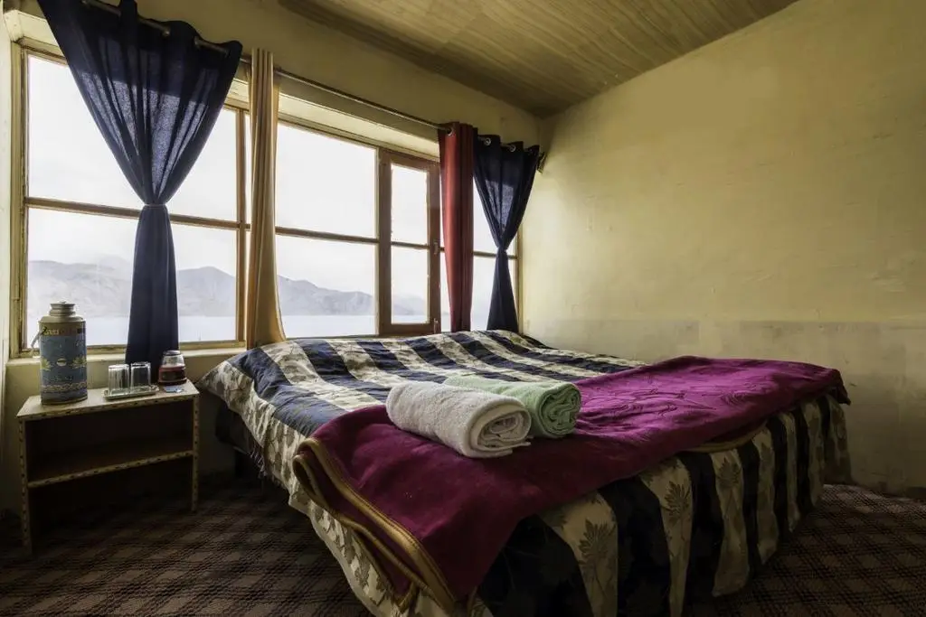 Лукунг: Pangong Holiday Cottages