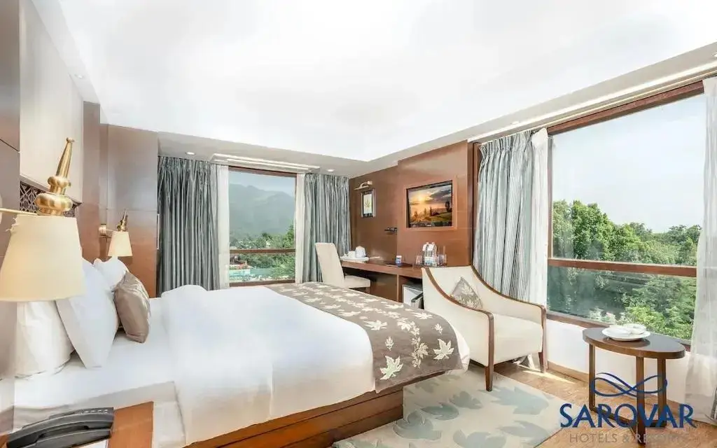 Шринагар: R K Sarovar Portico Hotel
