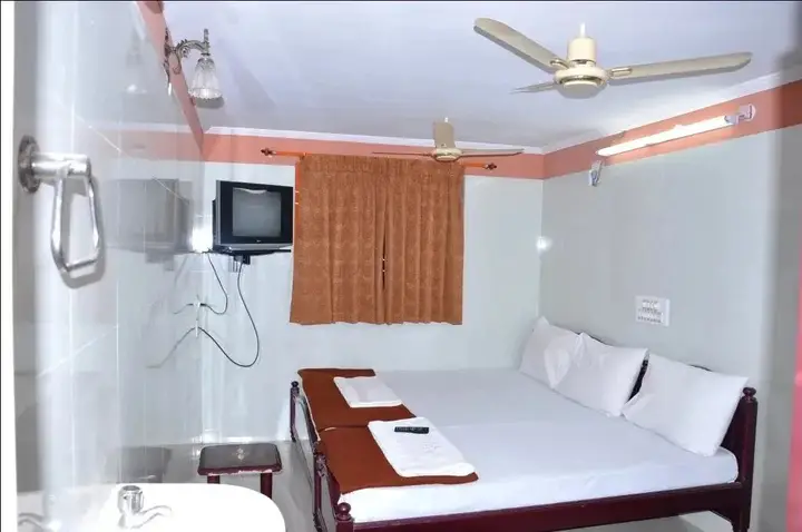 Шрикалахасти: Shannkur Residency