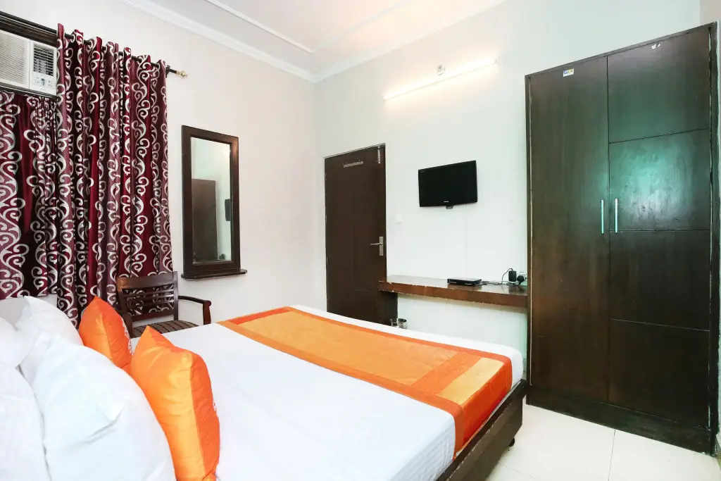 Джаландхар: Hotel Hotel Arneja