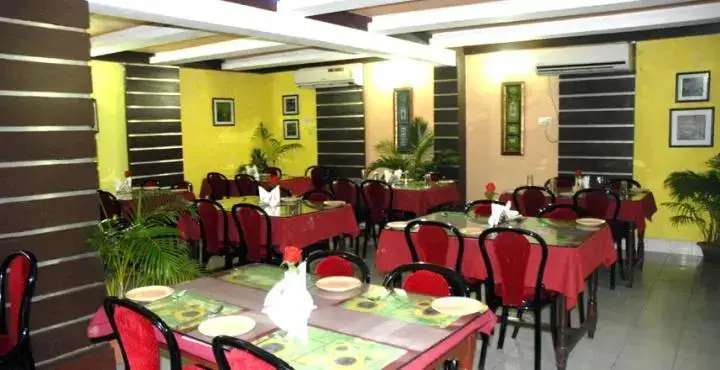Пури: Hotel Gjapati