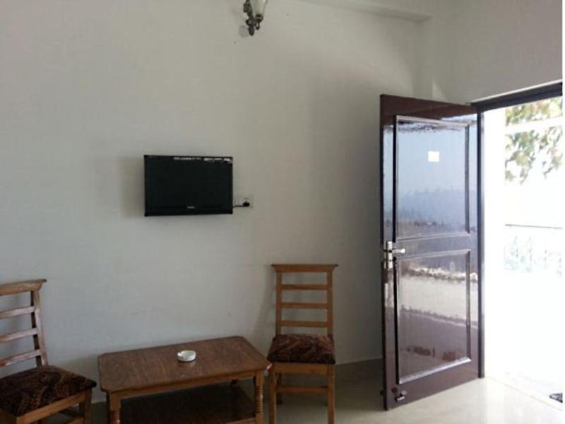 Чубаттакхал: Bright Sunny Pines Hotels & Resort