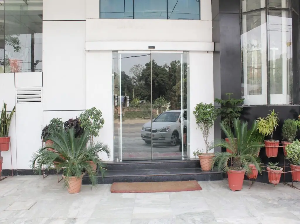 Hotel Gangotri — фото 1