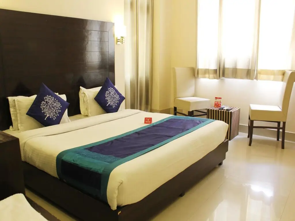 Бахадрабад: Hotel Gangotri